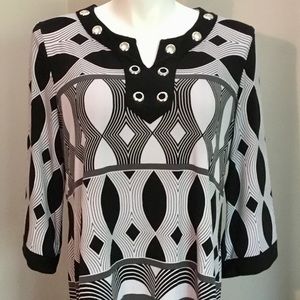 JM Collection Woman 1X Black & White Tunic